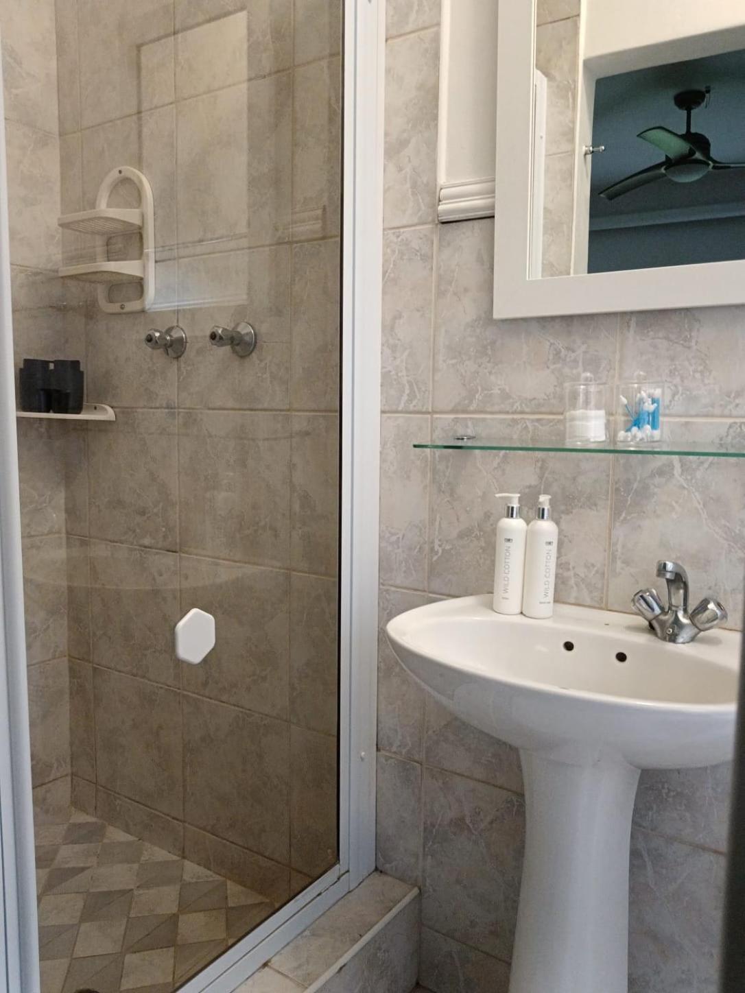 Hillton Manor Guest House 리처드베이 외부 사진